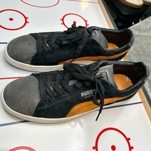 Puma Classic Suede Athletic Shoes Sneakers Men’s Size 14 Color Black and Orange